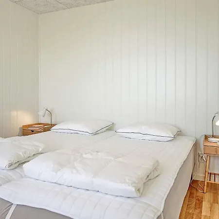 3 Person In R Nne Casa de Férias